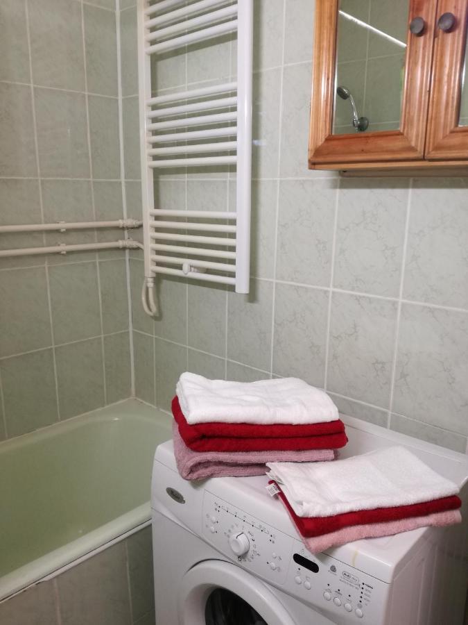 Târgu-Mureş Sara Apartman מראה חיצוני תמונה